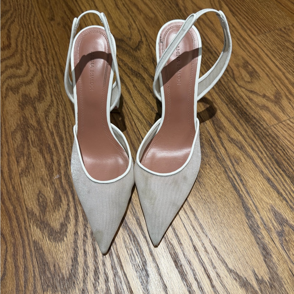 Pointed Slingback Heels In Light Beige/White